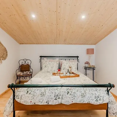 A Casa De Pedra Сasa de vacaciones *