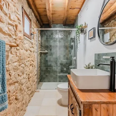 A Casa De Pedra Сasa de vacaciones